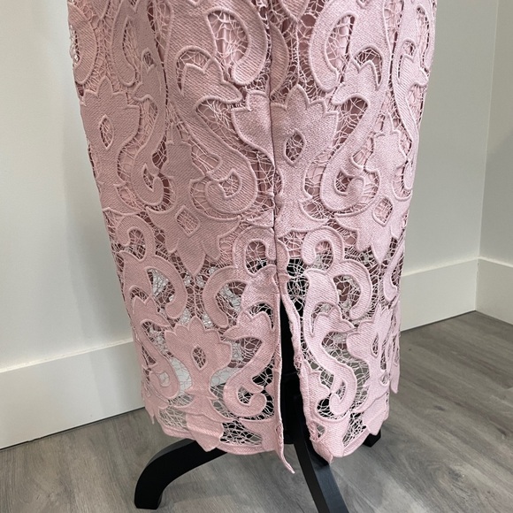 Bardot Lina Lace Sheath Dress - Picture 13 of 16